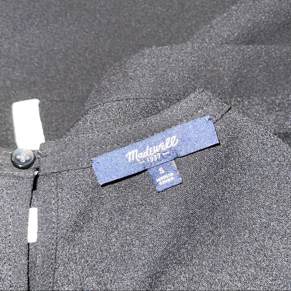 Madewell | Black Crepe Canal Sleeveless Tank top - Picture 5 of 8